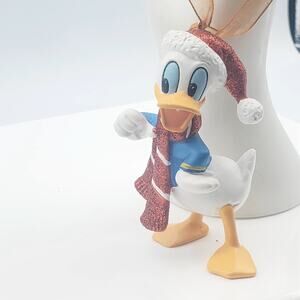 Danbury Mint Disney Donald Duck Christmas Ornament Santa Hat Scarf Holiday